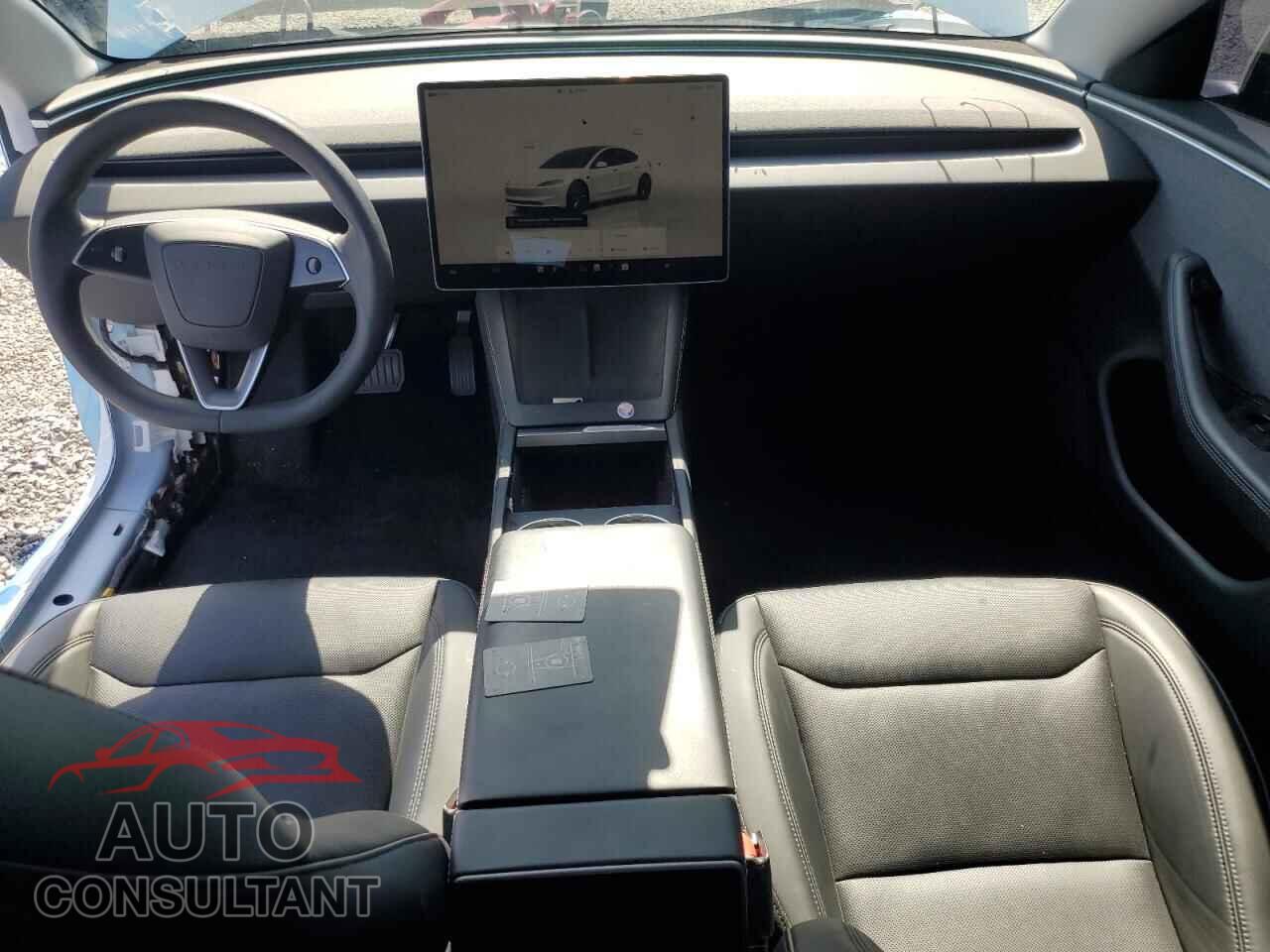 TESLA MODEL 3 2024 - 5YJ3E1EA5RF756458