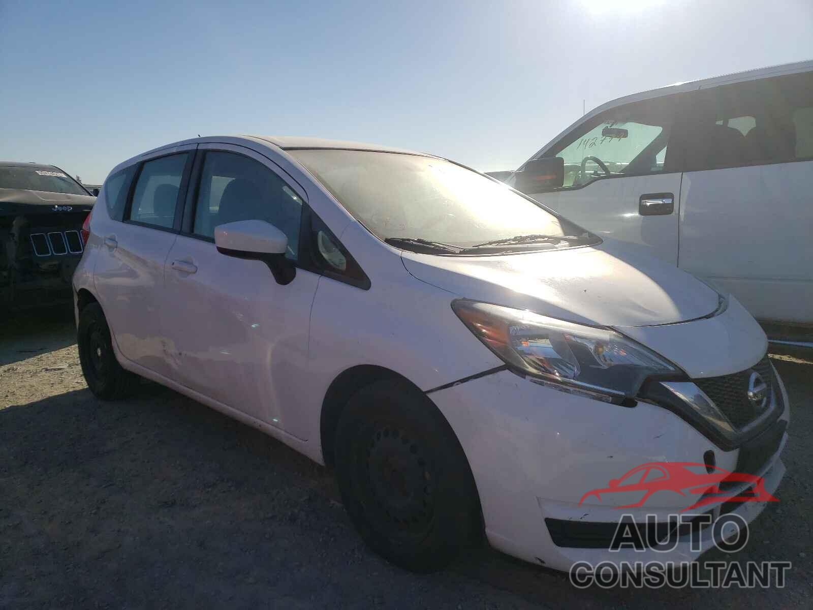 NISSAN VERSA 2018 - 3N1CE2CP4JL366361