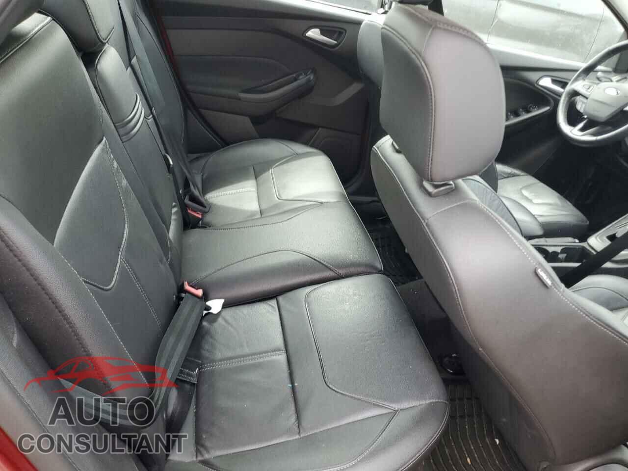 FORD FOCUS 2016 - 1FADP3F22GL235697