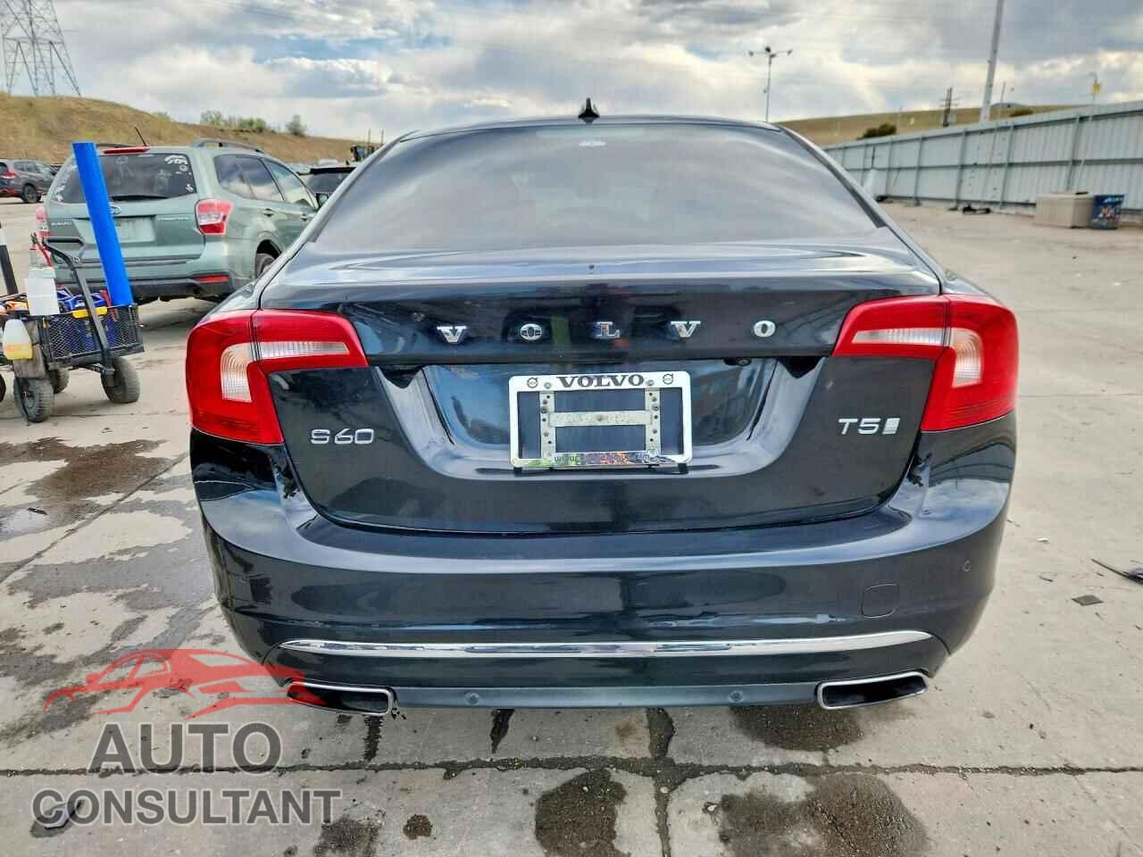 VOLVO S60 2017 - LYV402TK6HB154592
