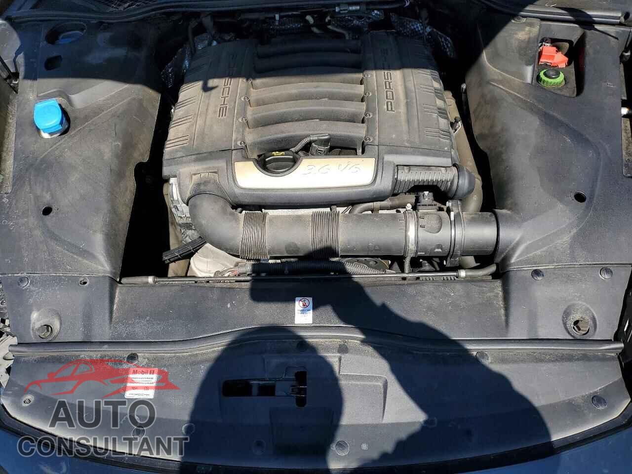 PORSCHE CAYENNE 2017 - WP1AA2A26HKA92016