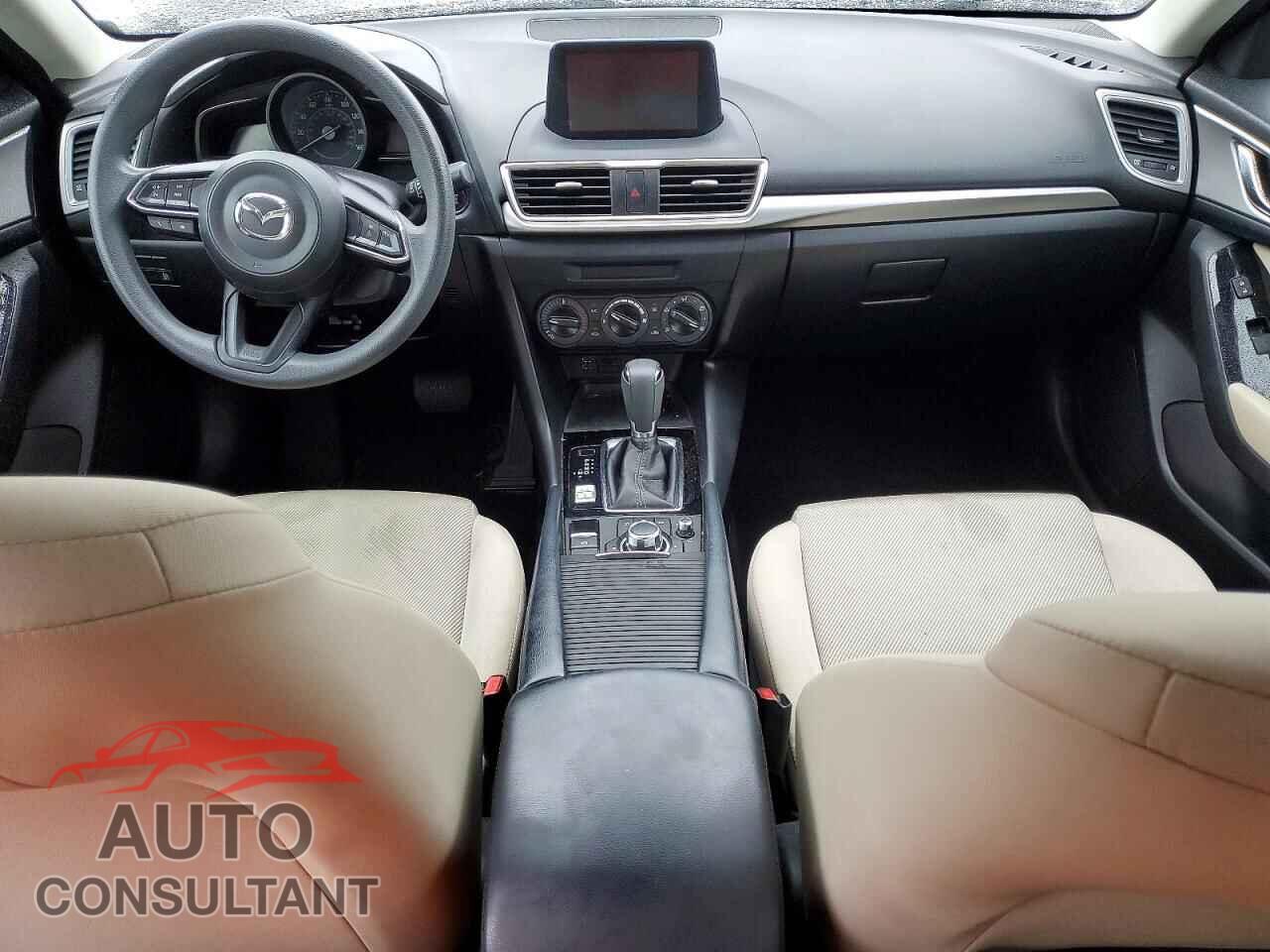 MAZDA 3 2017 - 3MZBN1K72HM101248