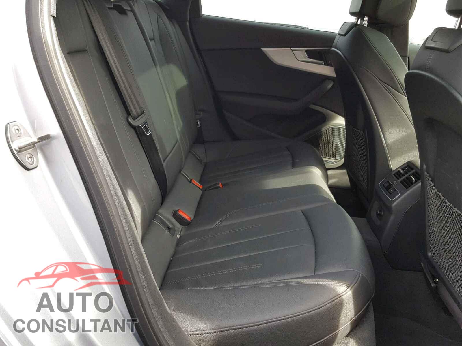 AUDI A4 2017 - WAUENAF49HN017561