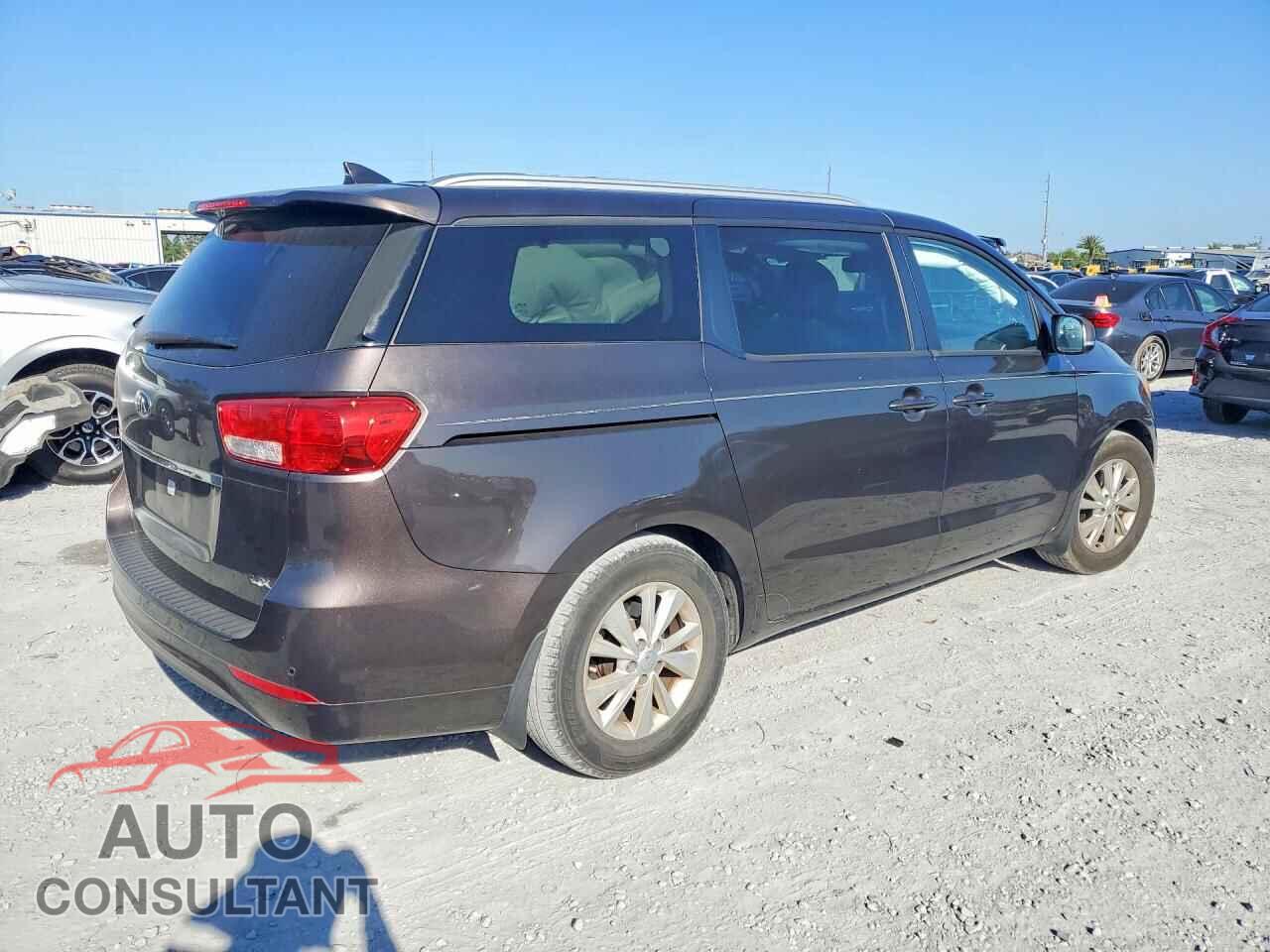 KIA SEDONA 2017 - KNDMB5C10H6325575