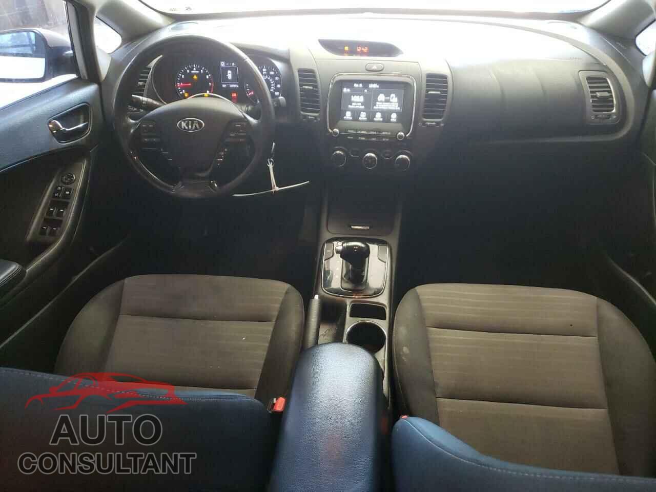KIA FORTE 2017 - 3KPFL4A77HE115069