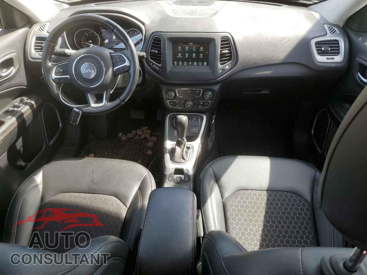 JEEP COMPASS 2020 - 3C4NJDBB3LT132024
