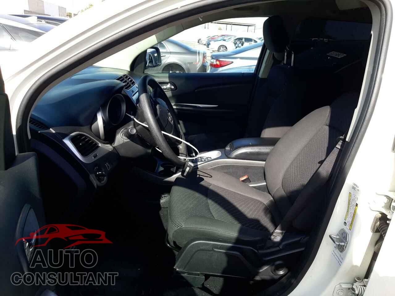 DODGE JOURNEY 2018 - 3C4PDCBGXJT158672