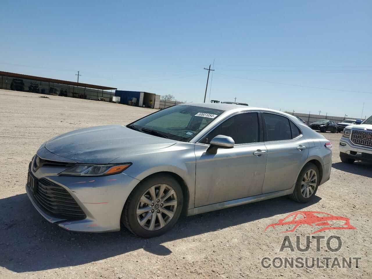 TOYOTA CAMRY 2019 - 4T1B11HK2KU270131