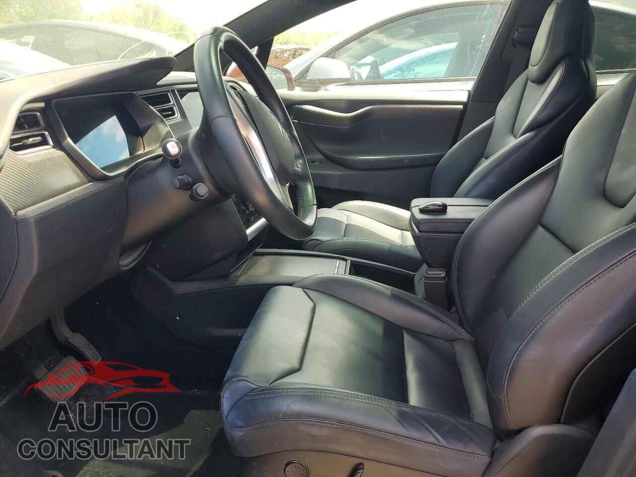 TESLA MODEL X 2017 - 5YJXCAE22HF077147