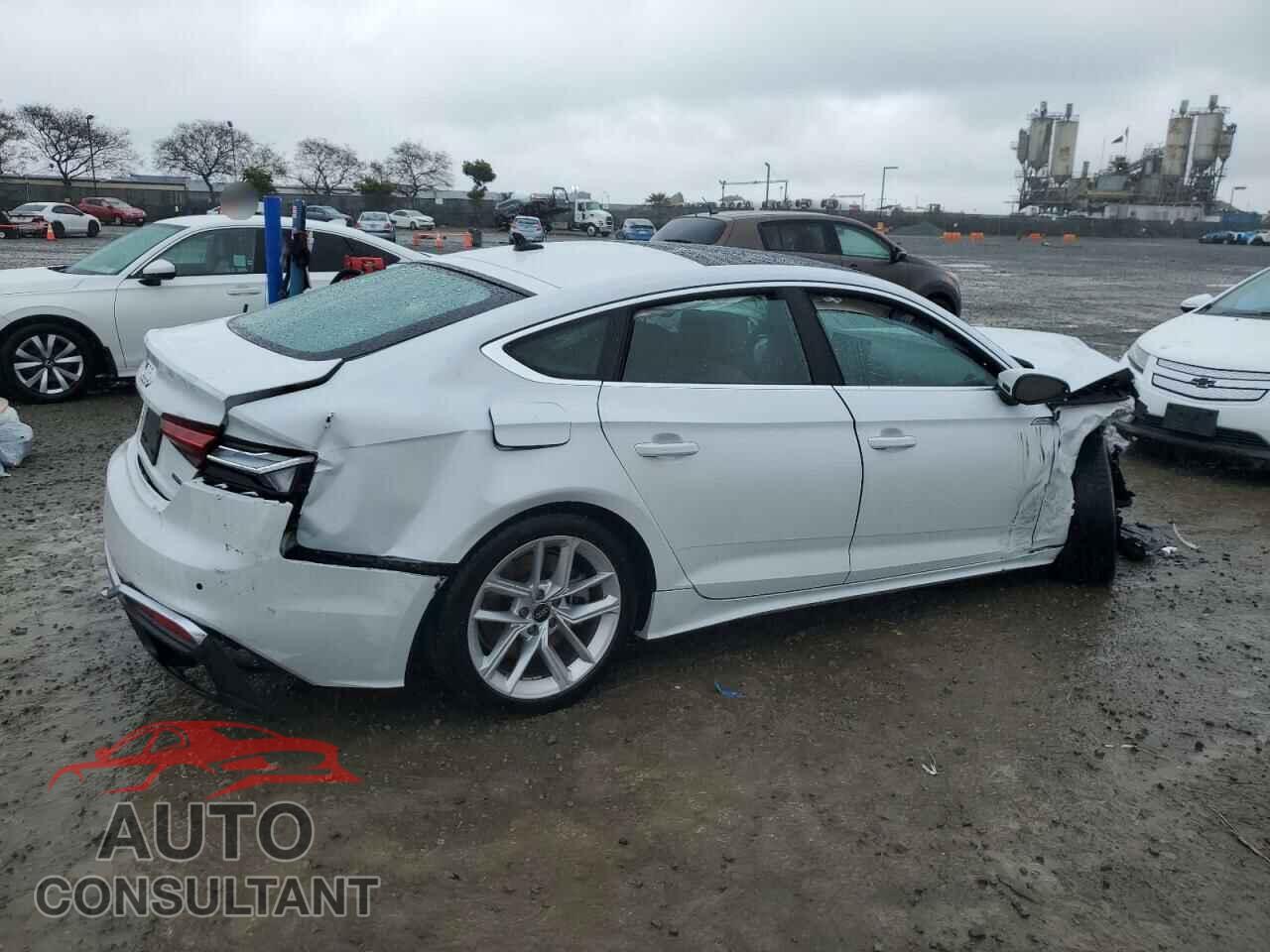 AUDI A5 2024 - WAUDACF55RA055857
