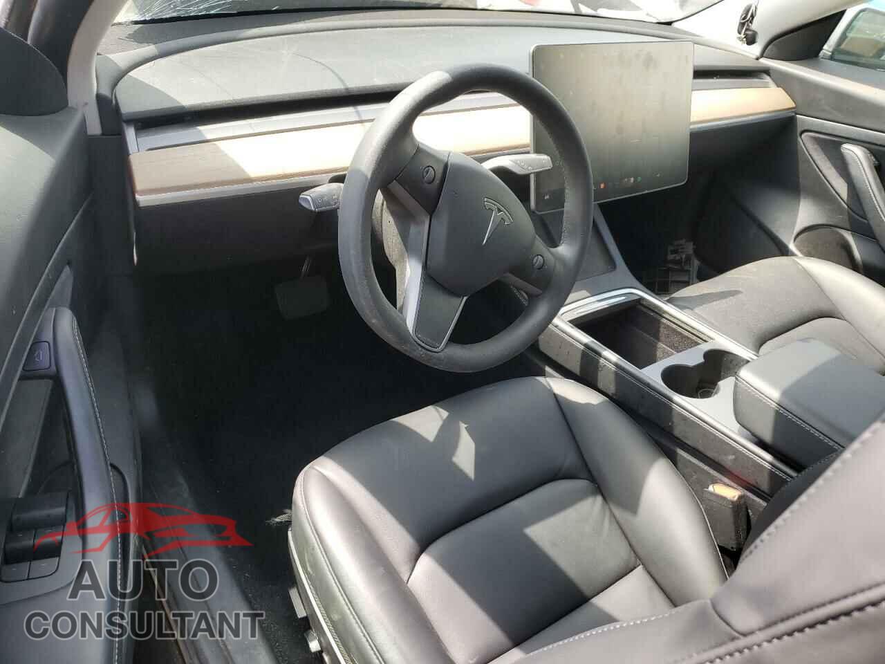 TESLA MODEL 3 2021 - 5YJ3E1EA3MF922338