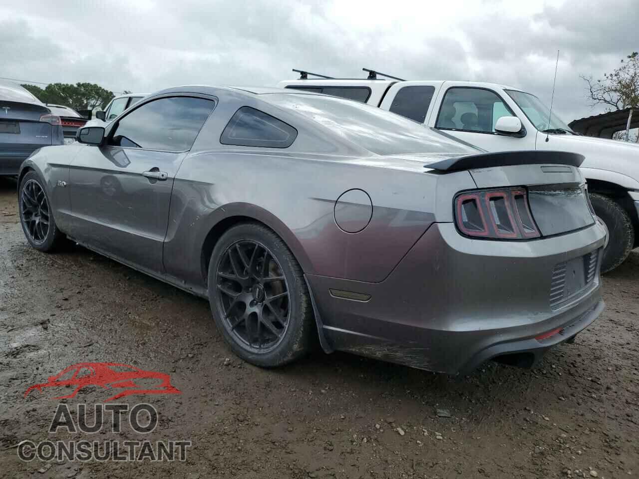 FORD MUSTANG 2013 - 1ZVBP8CF2D5284482