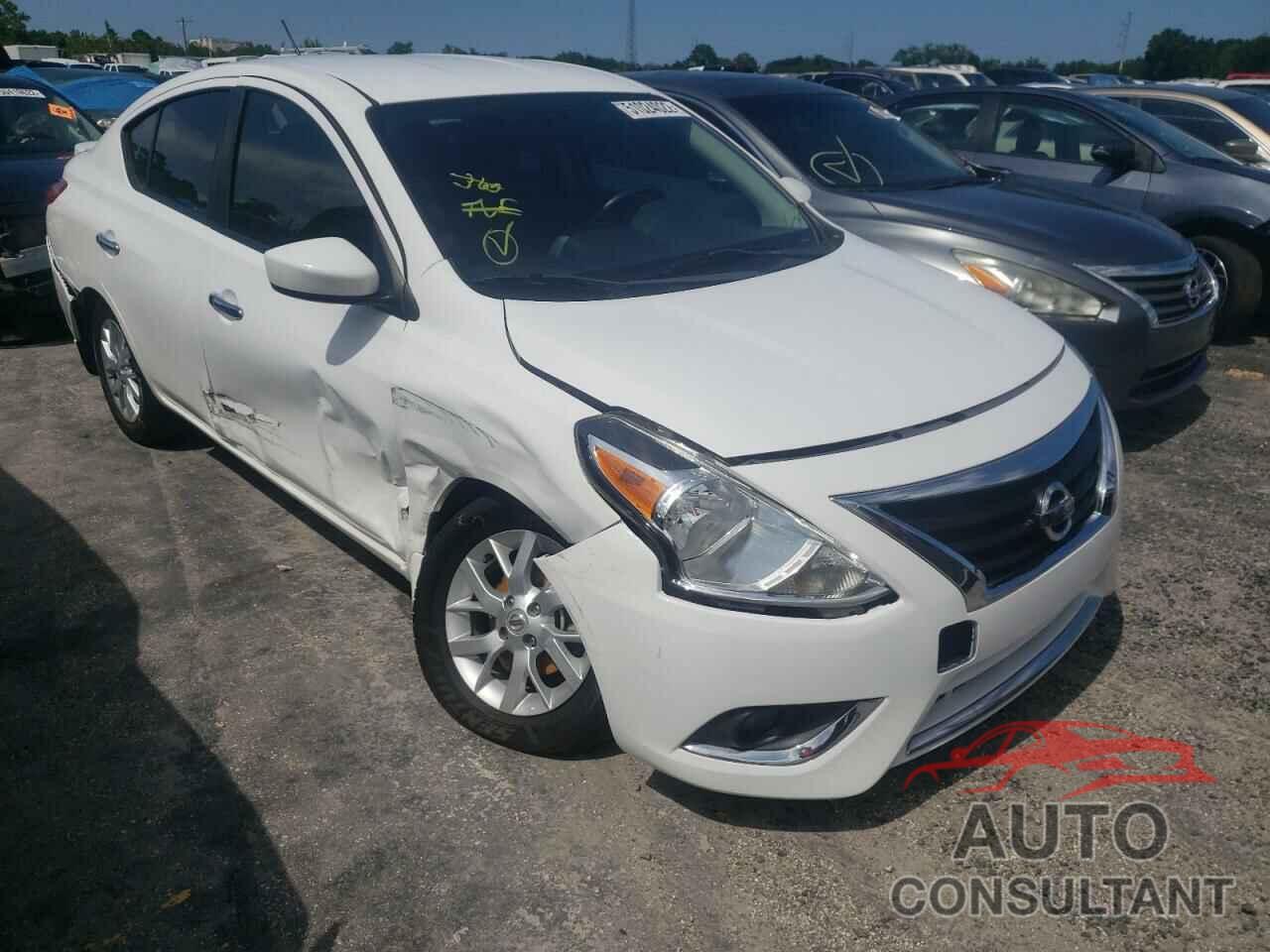 NISSAN VERSA 2018 - 3N1CN7AP7JL800613