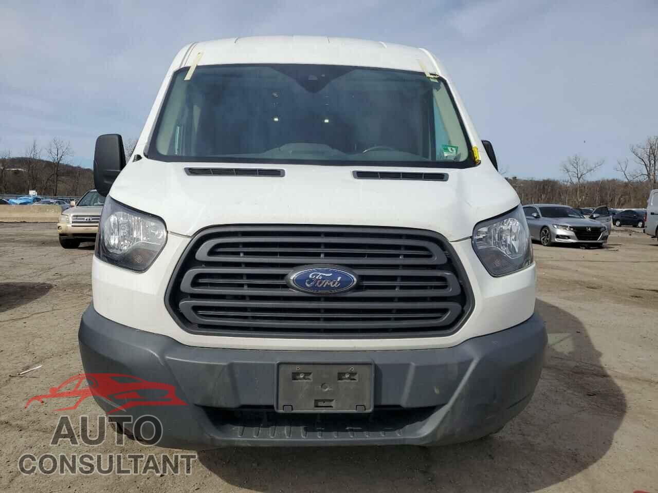 FORD TRANSIT 2017 - 1FTYR2CM0HKB06239
