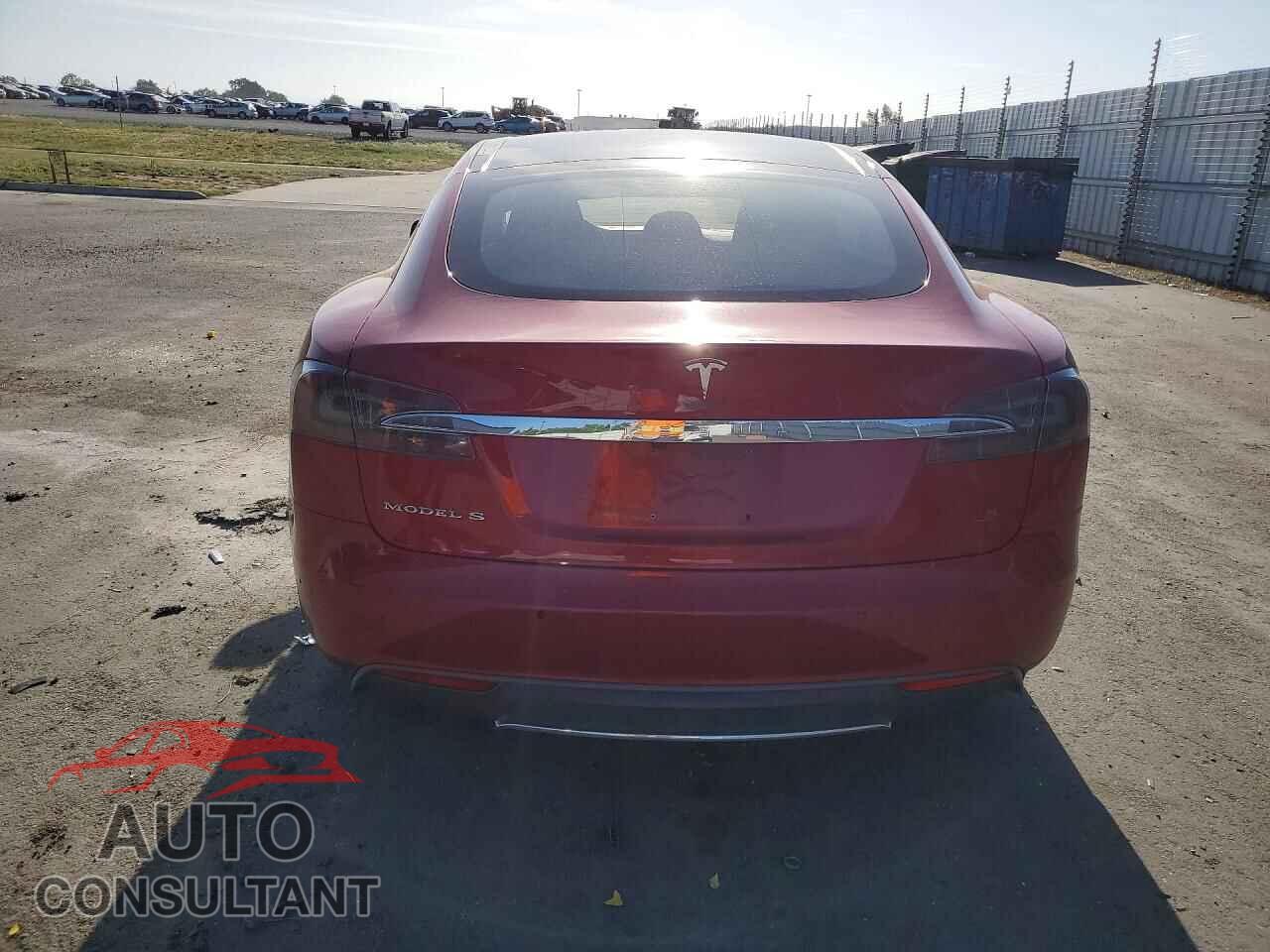 TESLA MODEL S 2014 - 5YJSA1H1XEFP62351