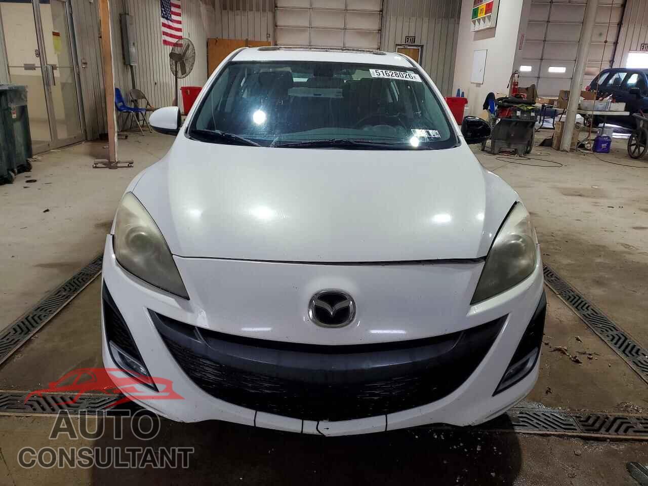 MAZDA MAZDA3 2011 - JM1BL1U69B1400155