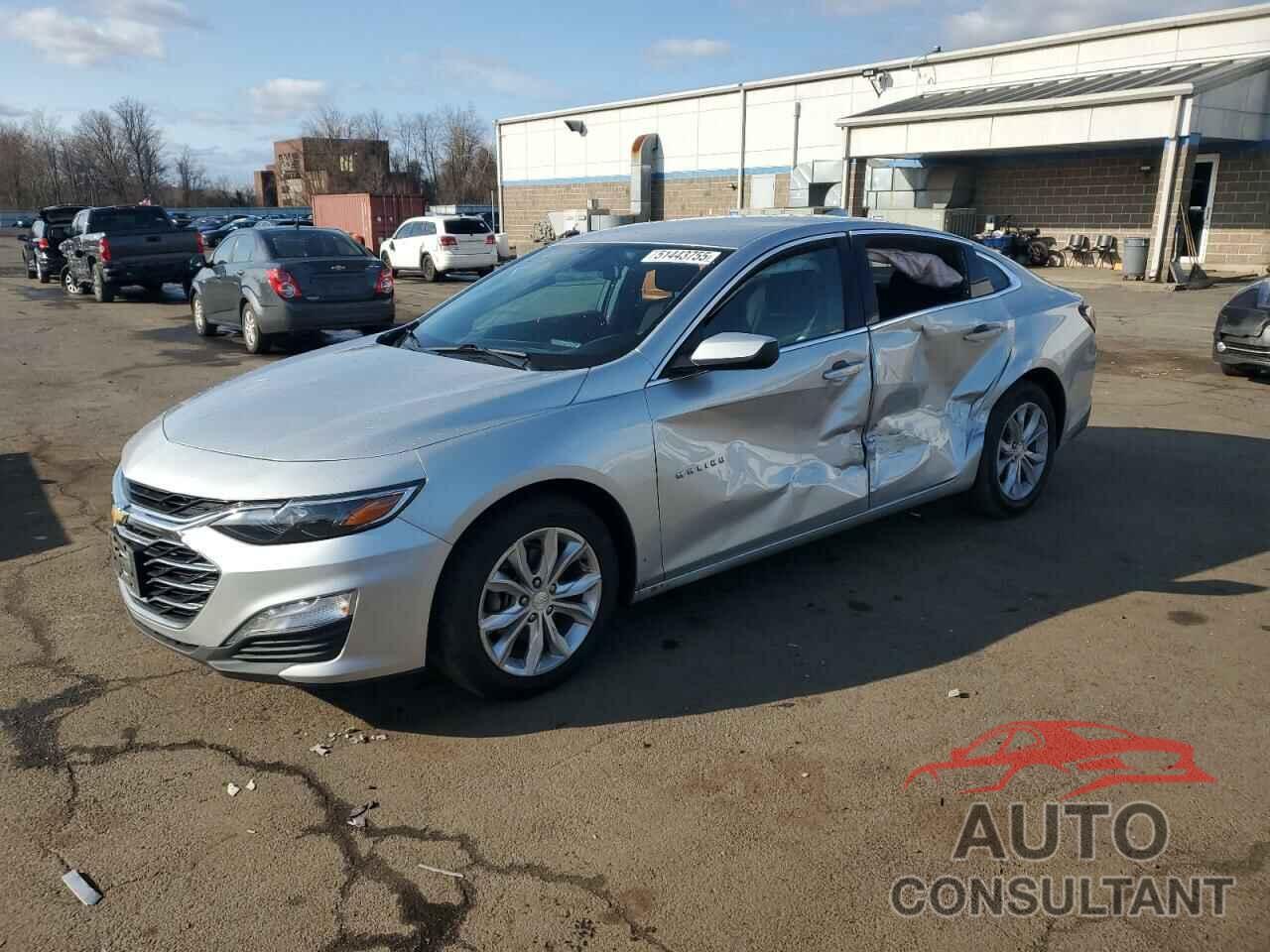 CHEVROLET MALIBU 2020 - 1G1ZD5ST2LF020809