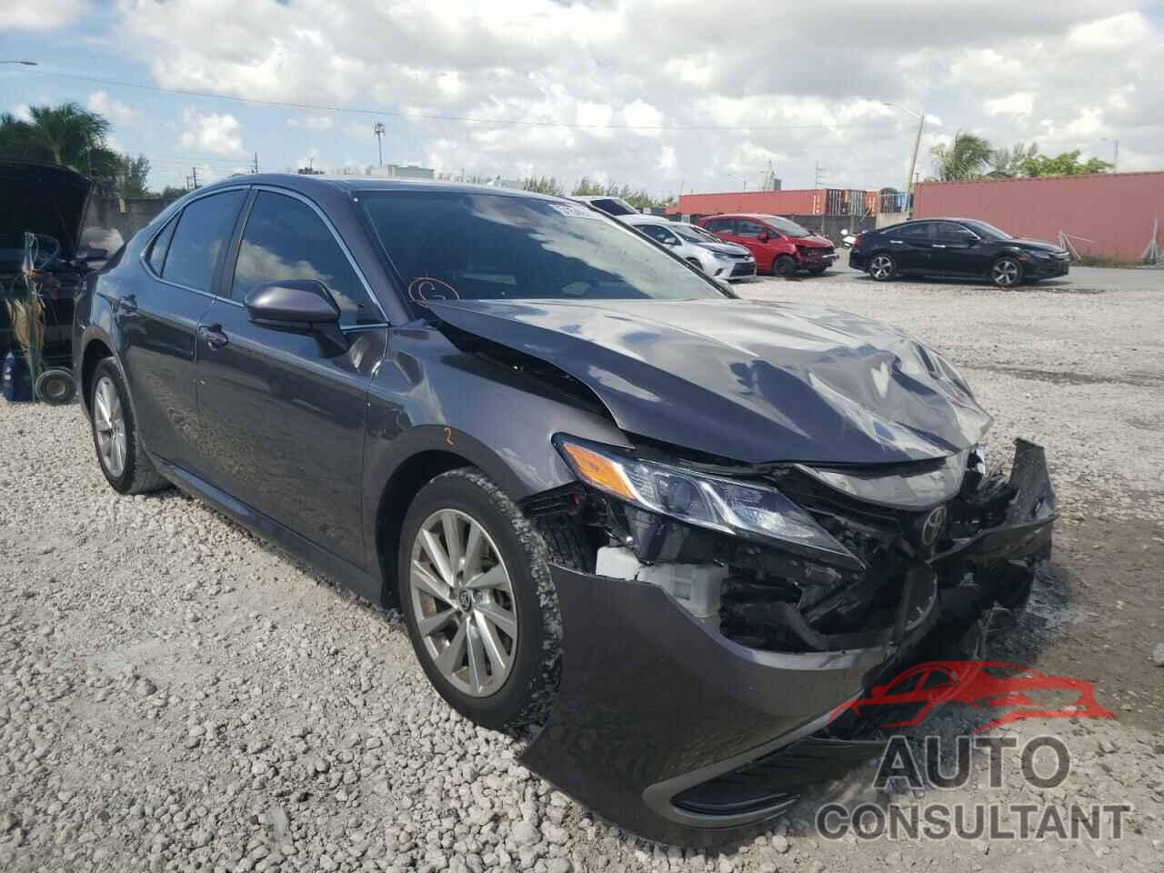 TOYOTA CAMRY 2021 - 4T1C11AK1MU524655