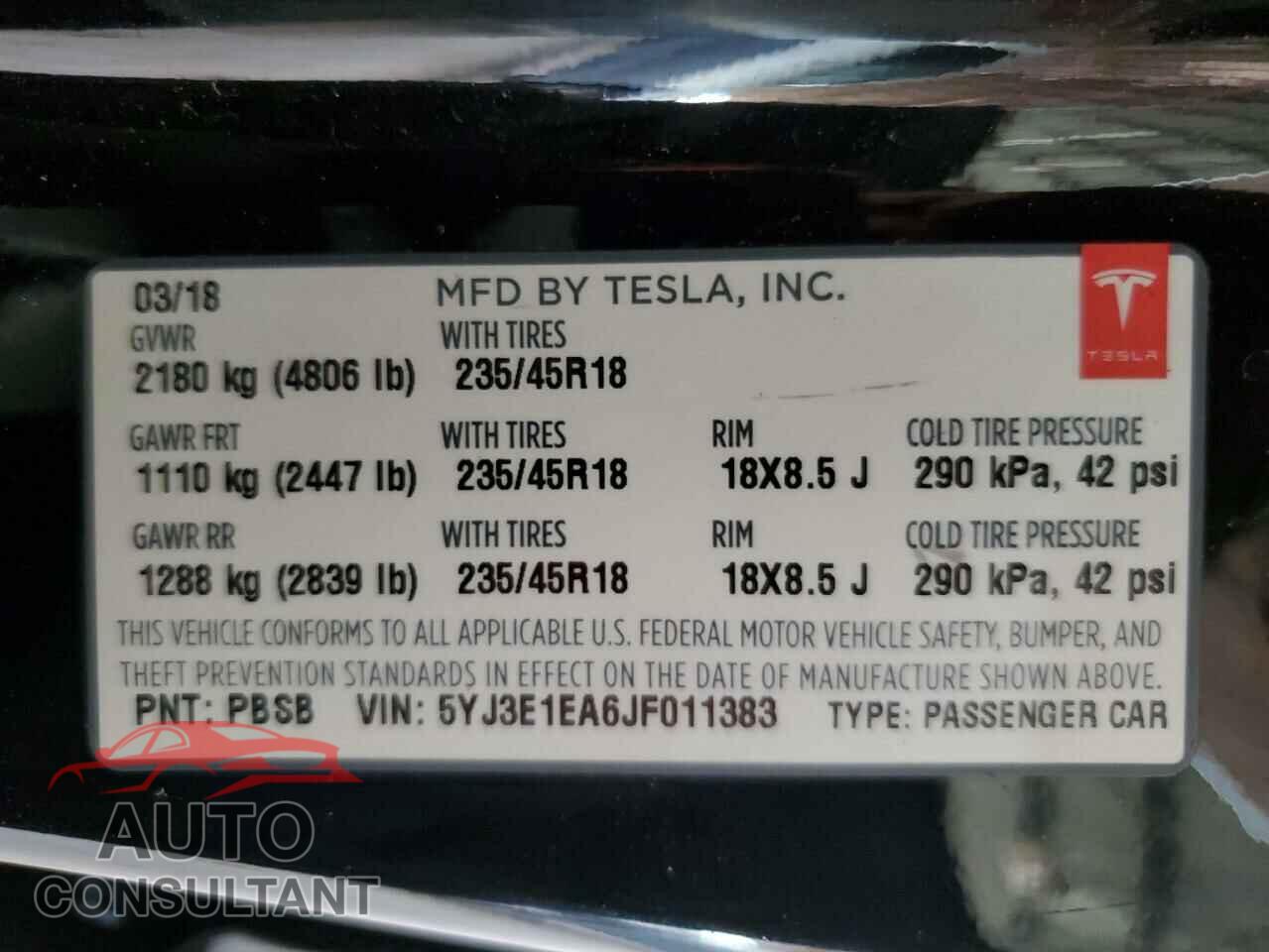TESLA MODEL 3 2018 - 5YJ3E1EA6JF011383