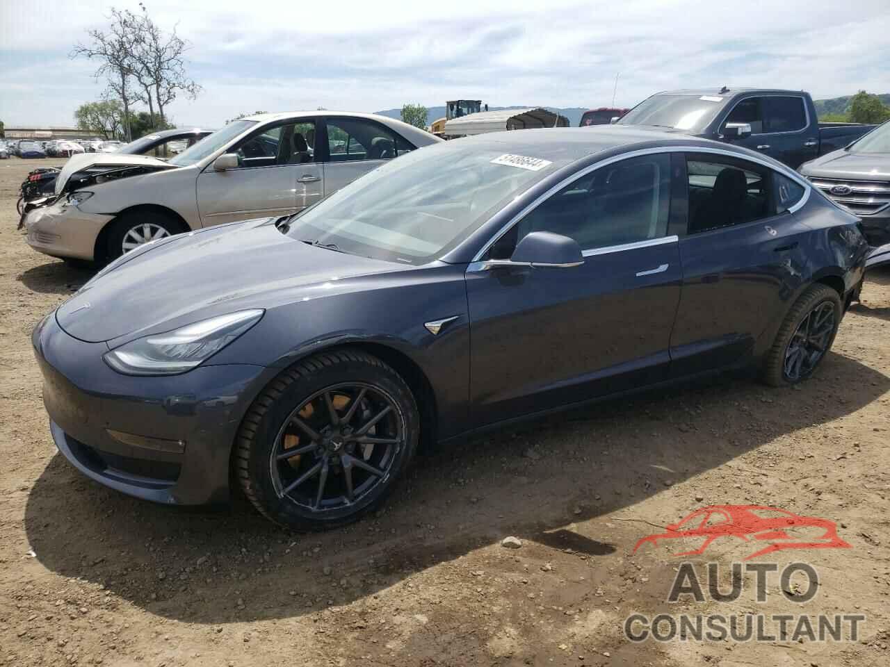 TESLA MODEL 3 2019 - 5YJ3E1EA1KF400384