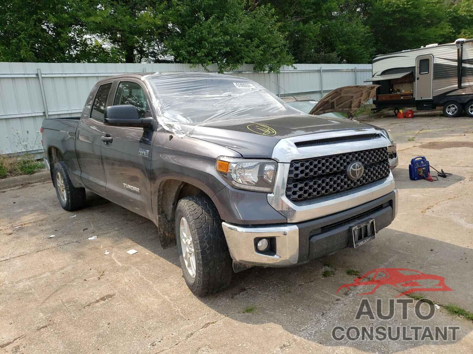 TOYOTA TUNDRA 2018 - 5TFUW5F1XJX771541