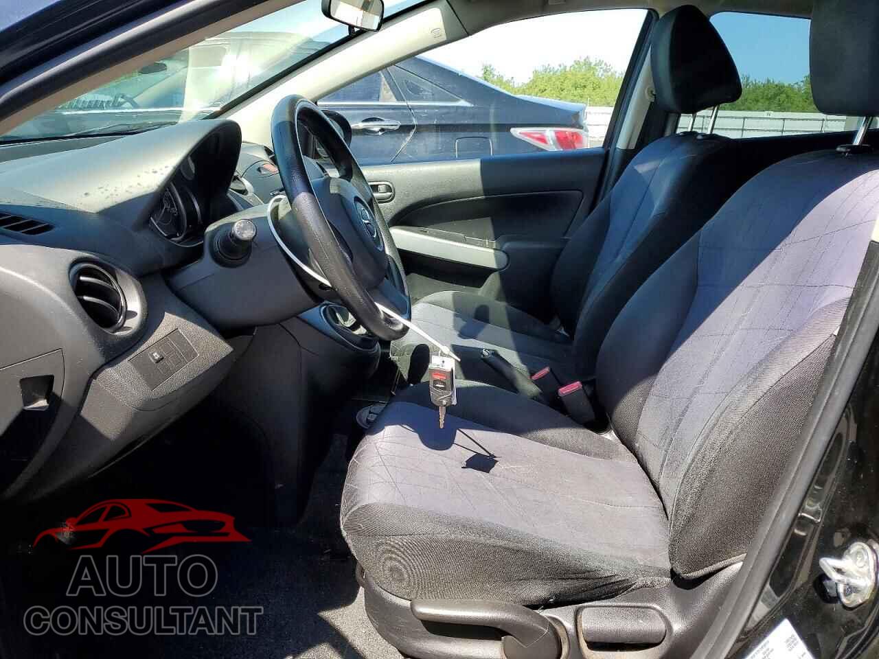 MAZDA 2 2014 - JM1DE1KY4E0184846