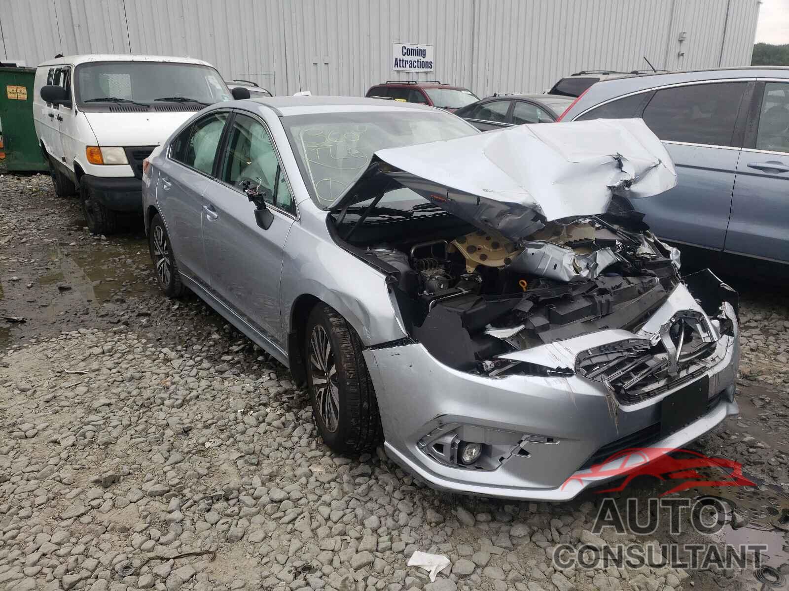 SUBARU LEGACY 2018 - 4S3BNAF68J3046588
