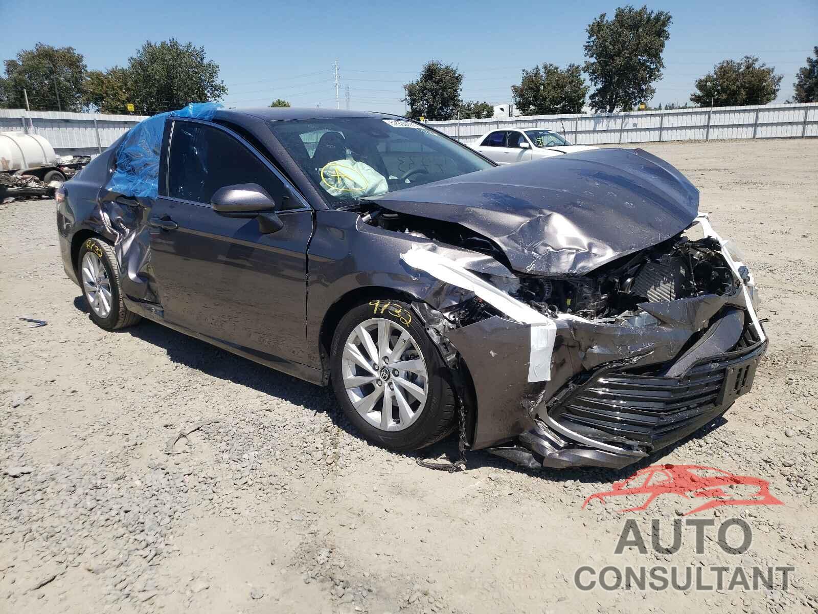 TOYOTA CAMRY 2021 - 4T1C11AK3MU422113