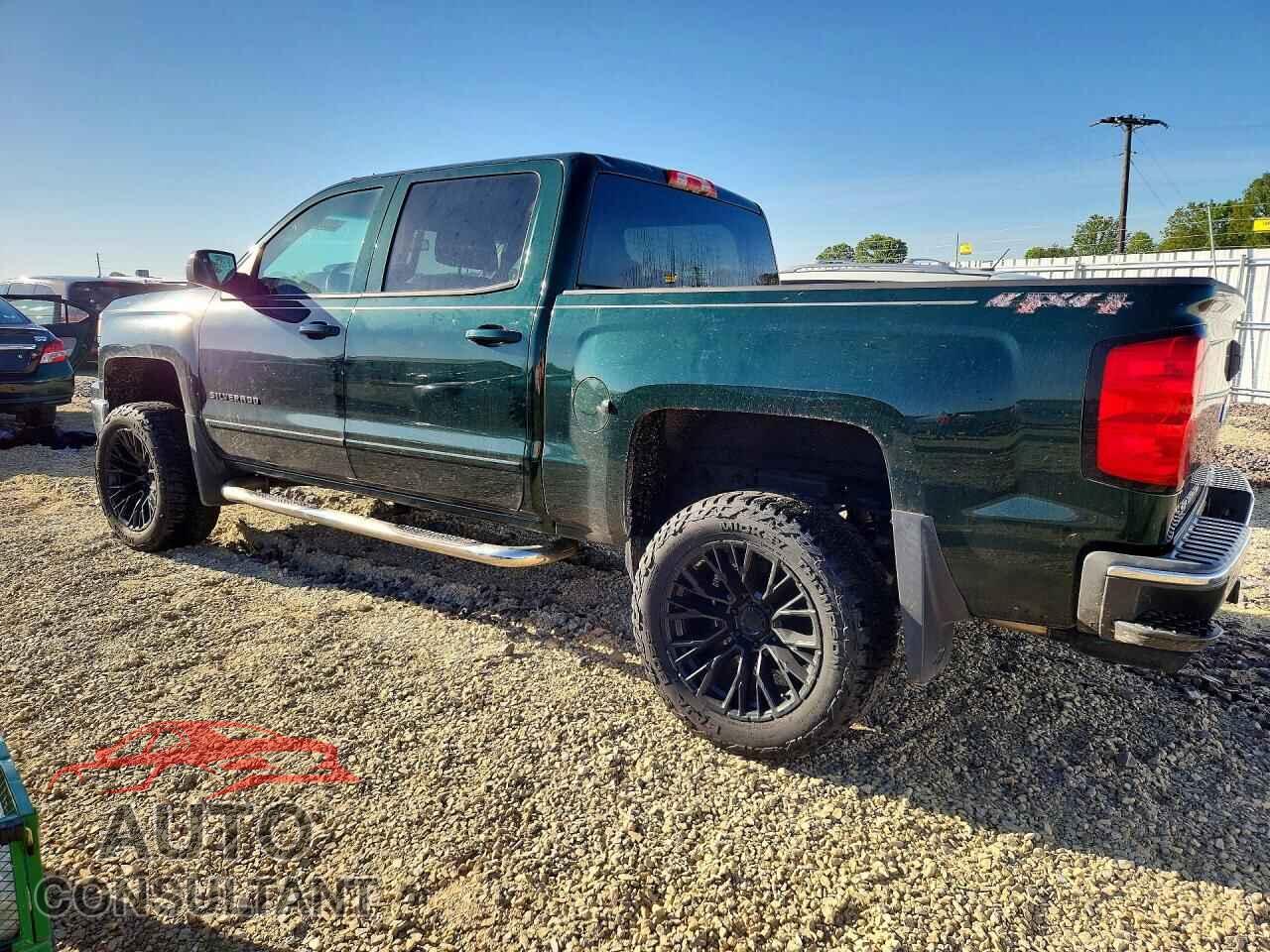 CHEVROLET SILVERADO 2015 - 3GCUKREC0FG173024