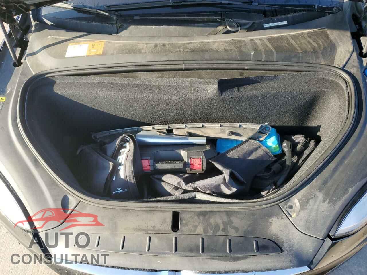 TESLA MODEL X 2017 - 5YJXCBE21HF063973
