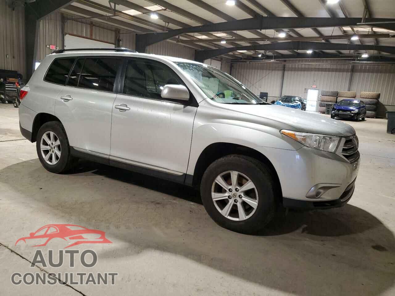 TOYOTA HIGHLANDER 2012 - 5TDBK3EH2CS116420