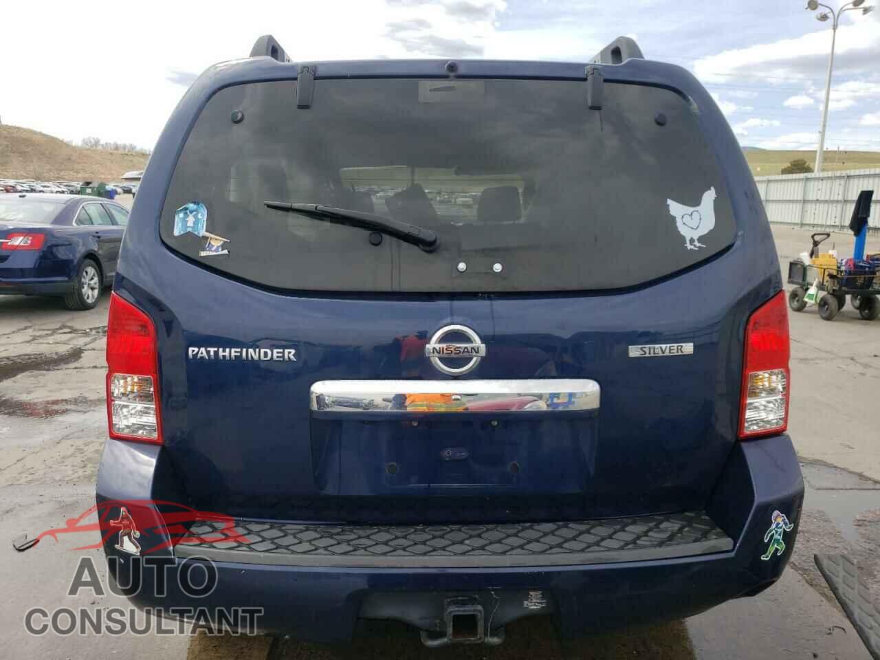 NISSAN PATHFINDER 2011 - 5N1AR1NB7BC628421