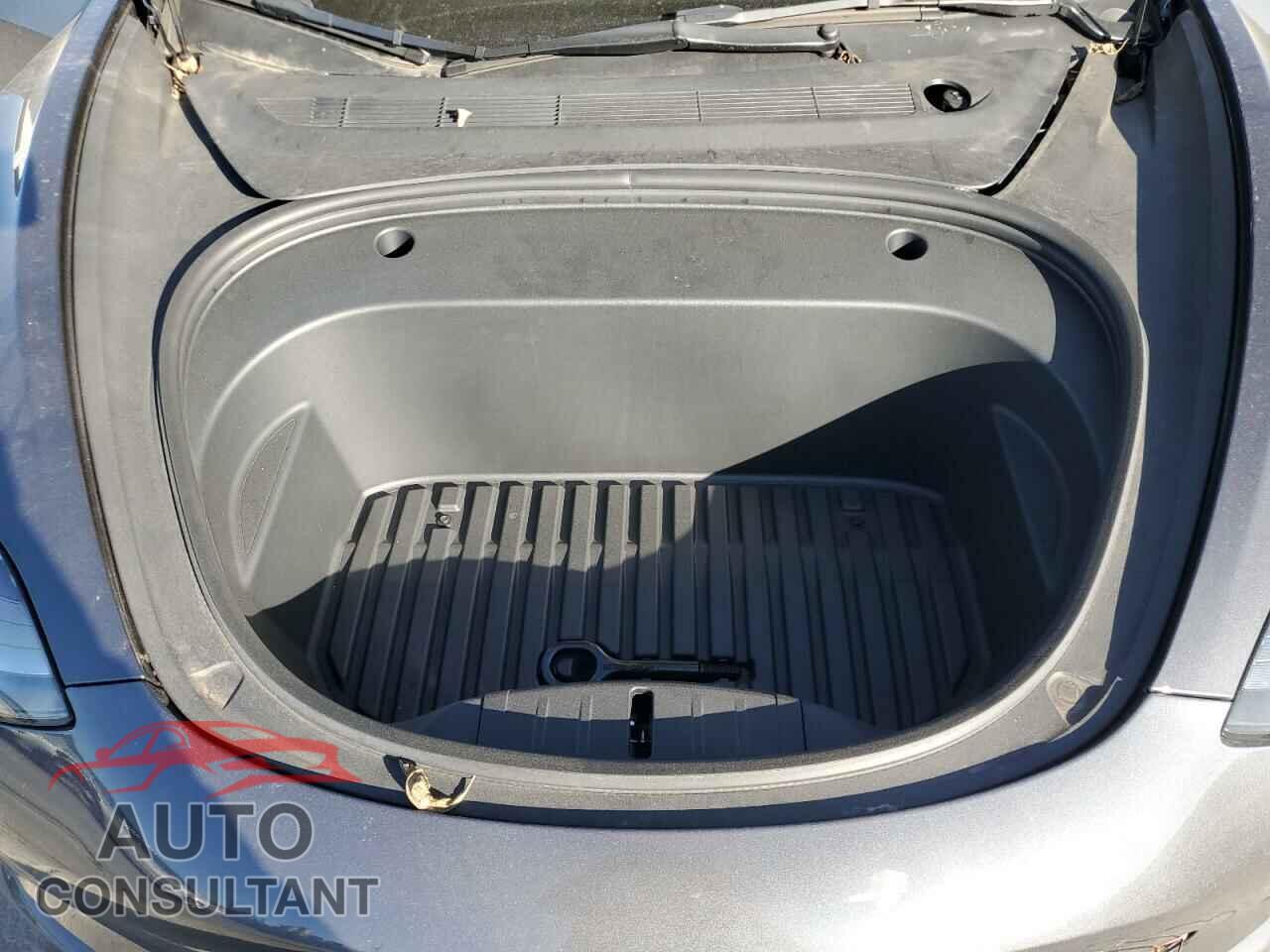 TESLA MODEL 3 2022 - 5YJ3E1EB5NF246131