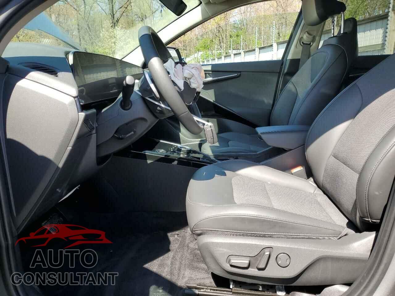 KIA NIRO WIND 2024 - KNDCR3L15R5123155