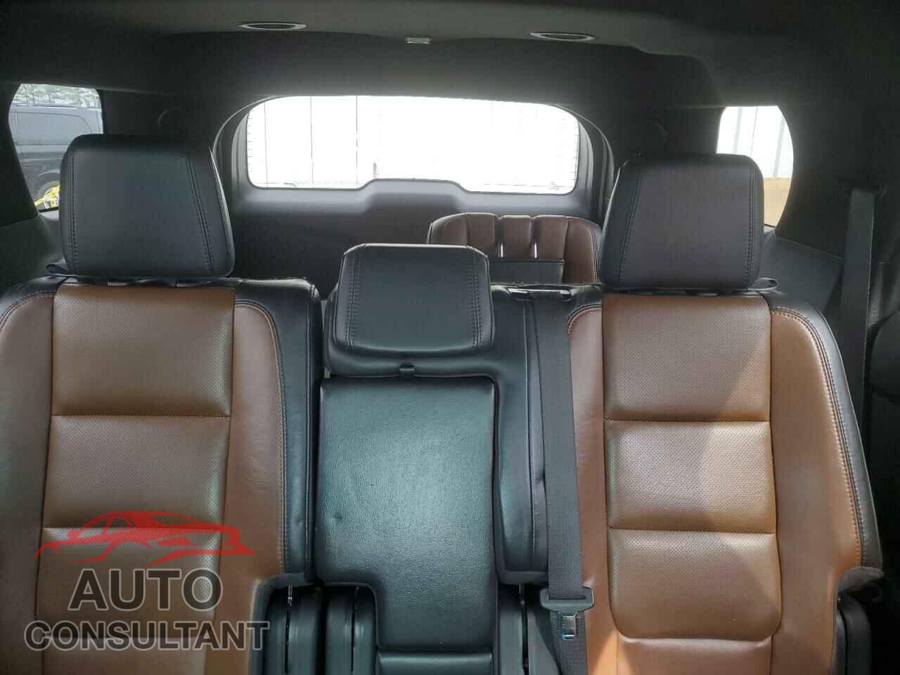 FORD EXPLORER 2011 - 1FMHK8F80BGA44045