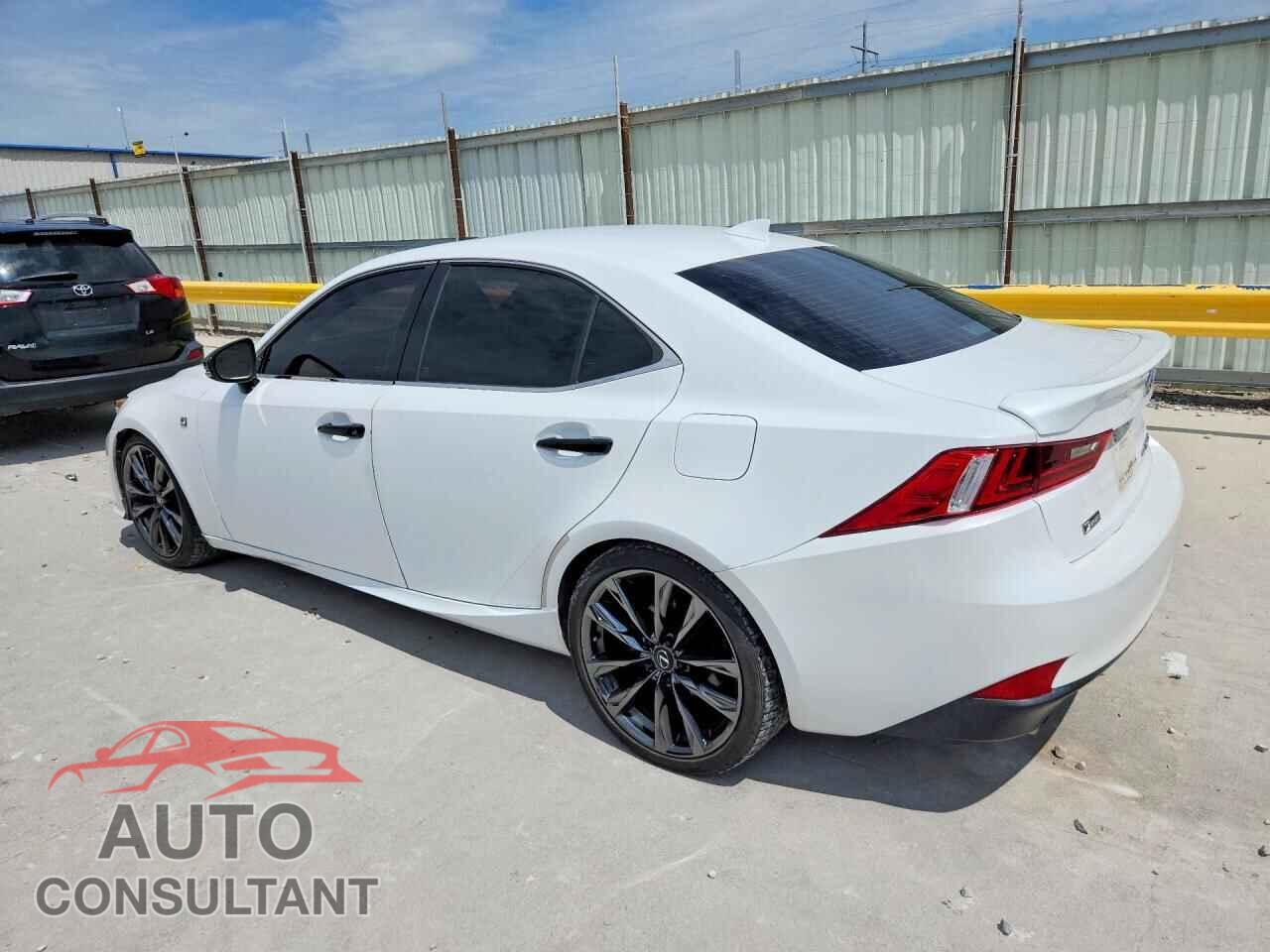 LEXUS IS 2015 - JTHCF1D27F5024416