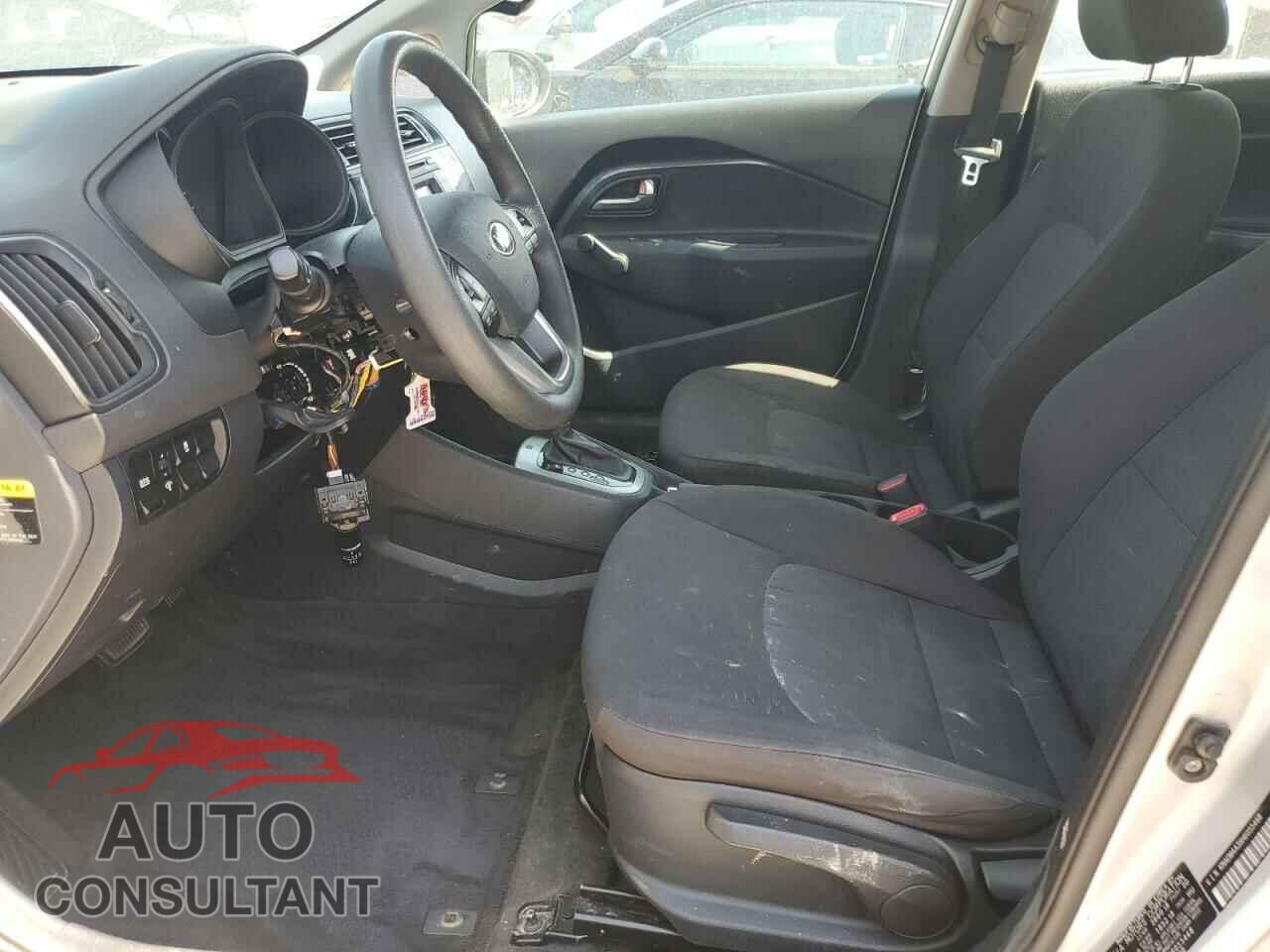 KIA RIO 2017 - KNADM4A3XH6055468