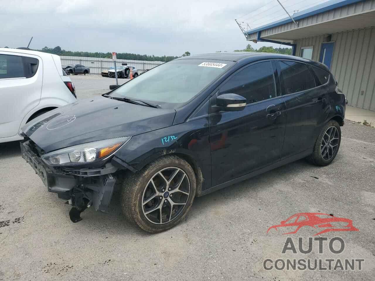 FORD FOCUS 2018 - 1FADP3M20JL294659