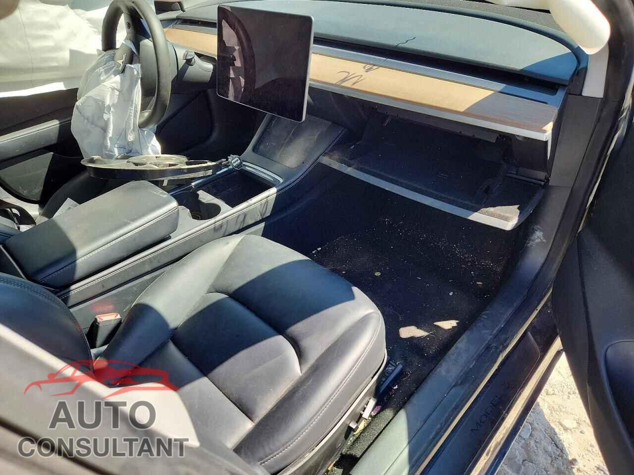 TESLA MODEL 3 2023 - 5YJ3E1EA5PF582131