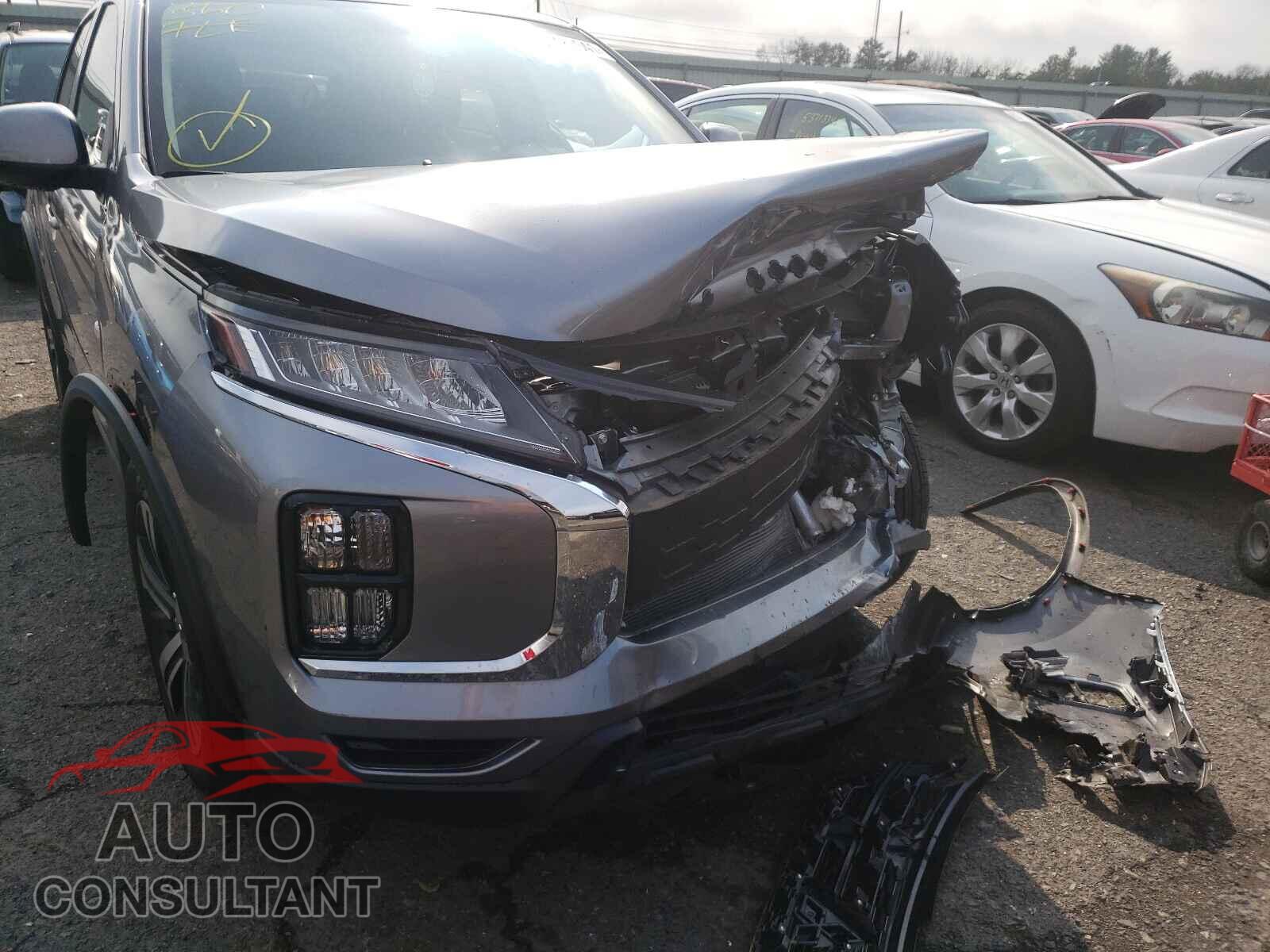 MITSUBISHI OUTLANDER 2020 - JA4AP3AU7LU014133