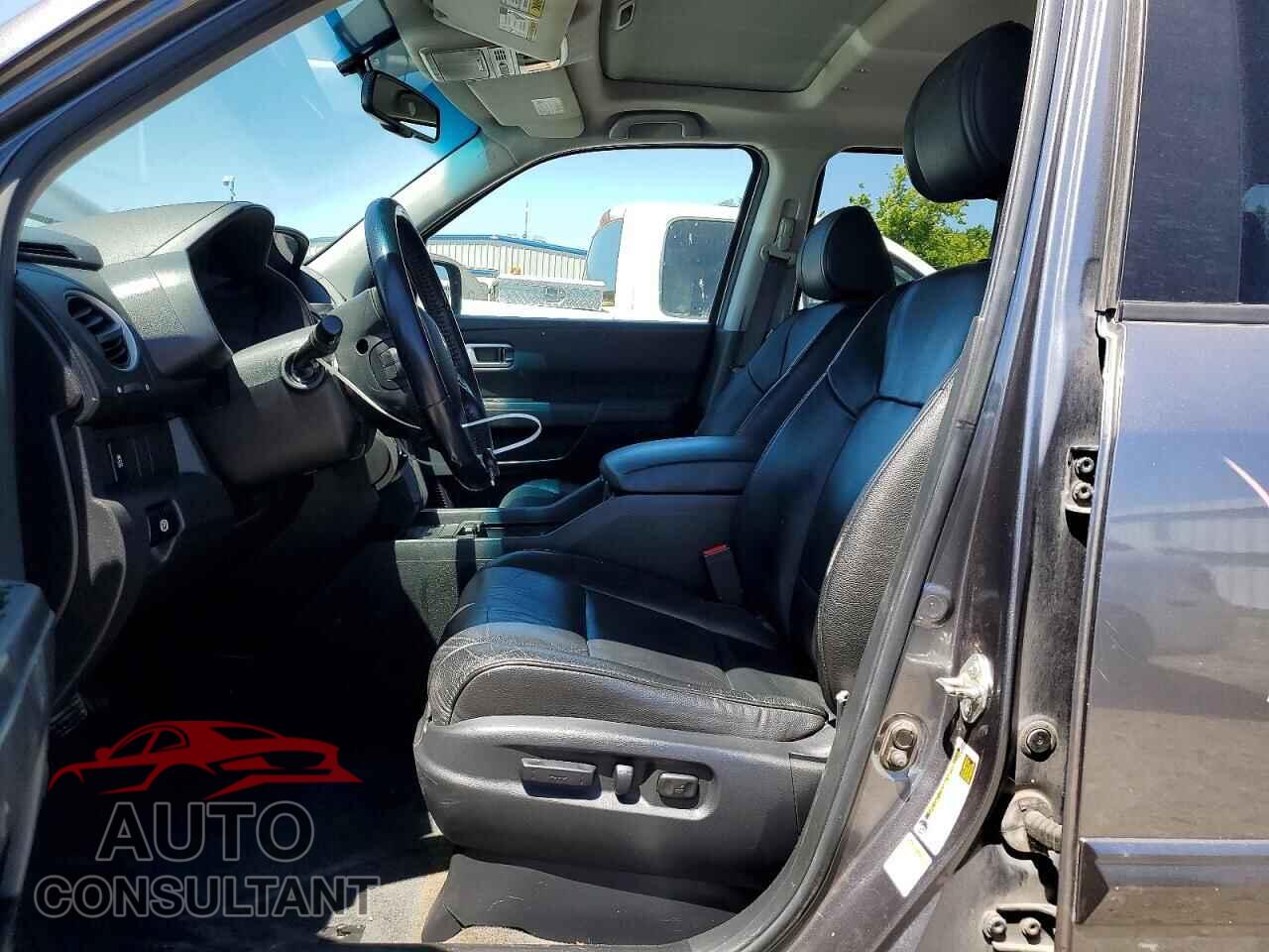 HONDA PILOT 2013 - 5FNYF4H51DB076536