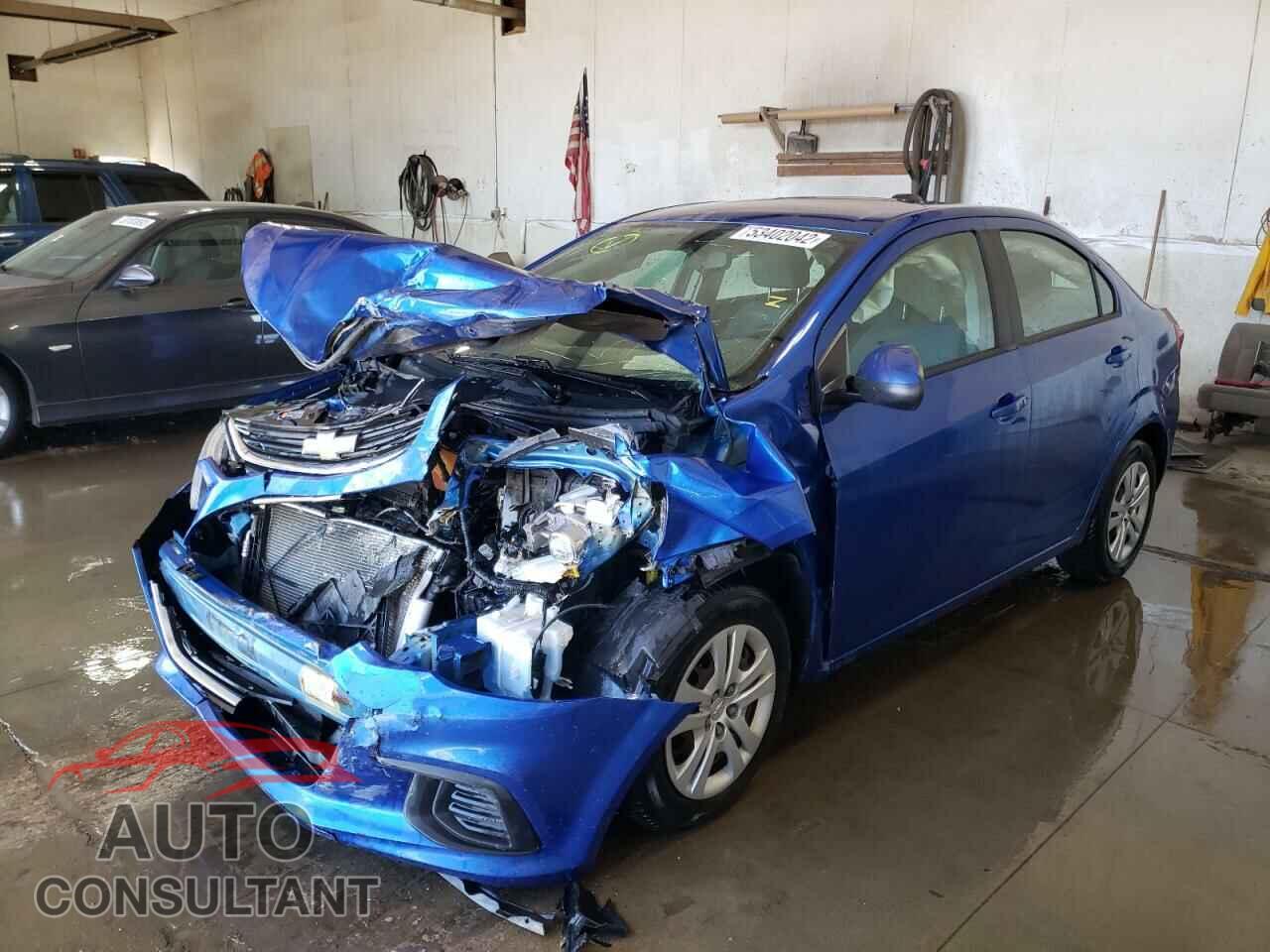 CHEVROLET SONIC 2017 - 1G1JB5SH5H4135910