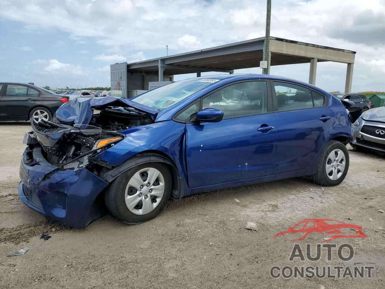 KIA FORTE 2018 - 3KPFK4A78JE257231