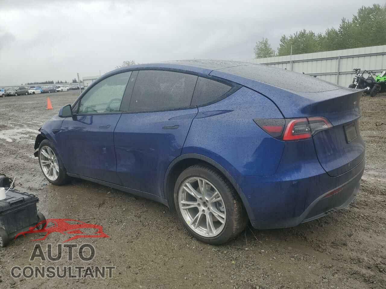 TESLA MODEL Y 2021 - 5YJYGDEE7MF081872