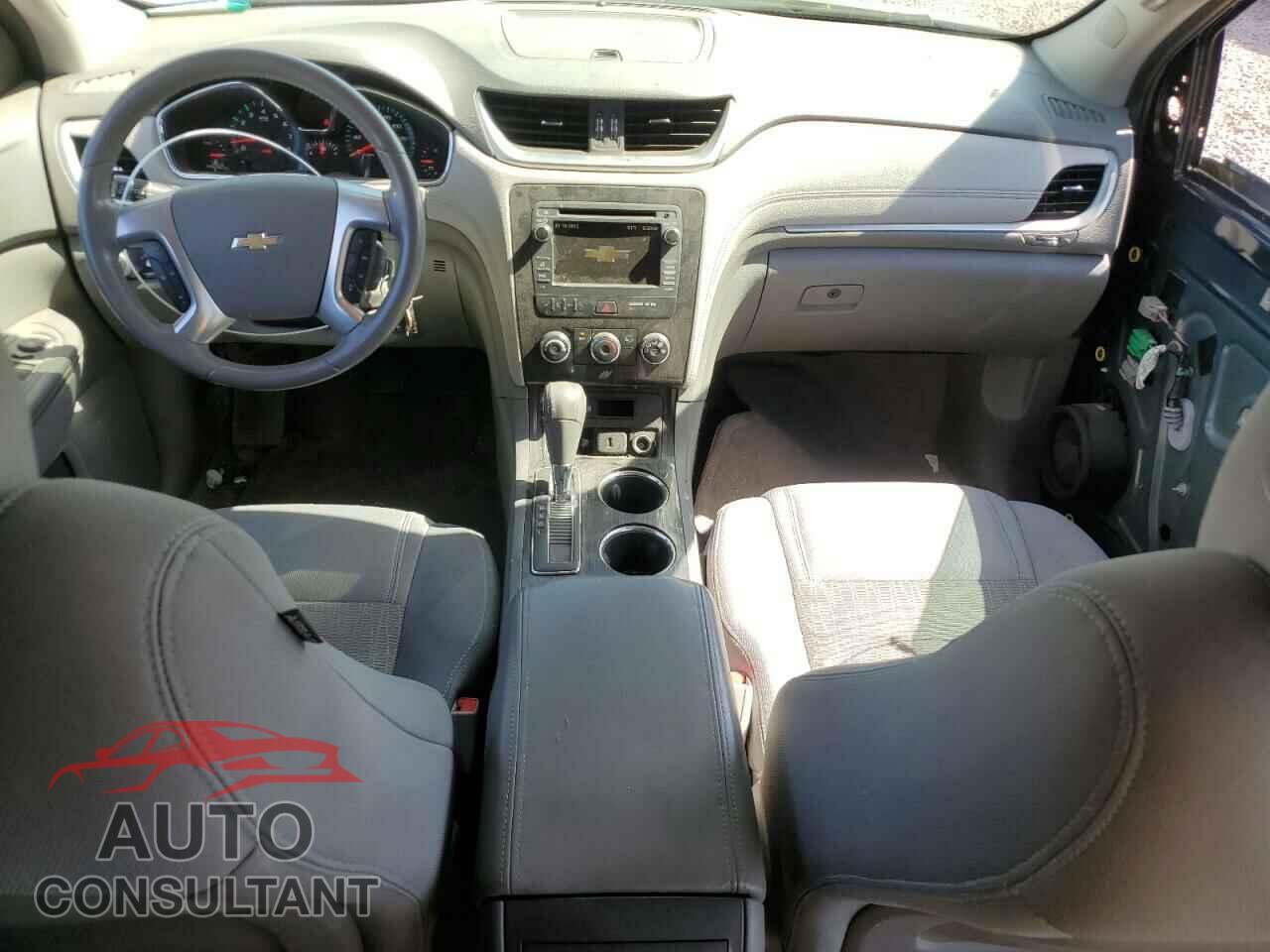 CHEVROLET TRAVERSE 2017 - 1GNKRGKD6HJ248208