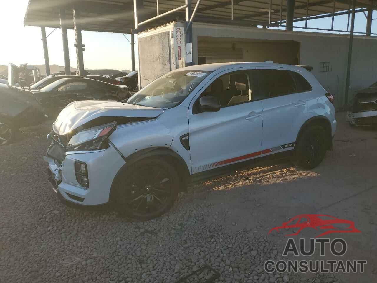 MITSUBISHI OUTLANDER 2023 - JA4ARUAUXPU009515