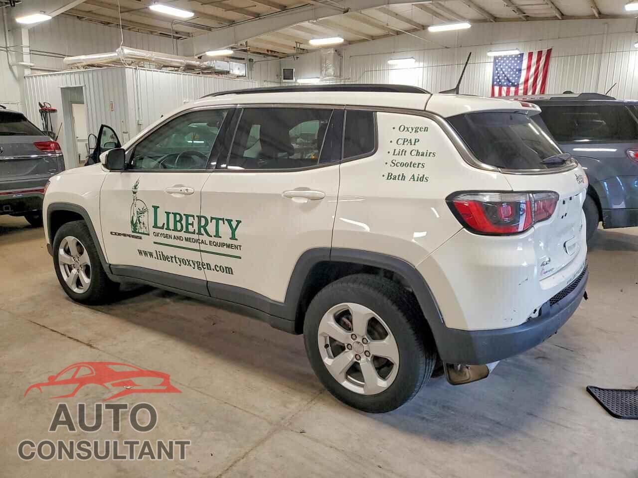 JEEP COMPASS 2019 - 3C4NJDBB0KT678357