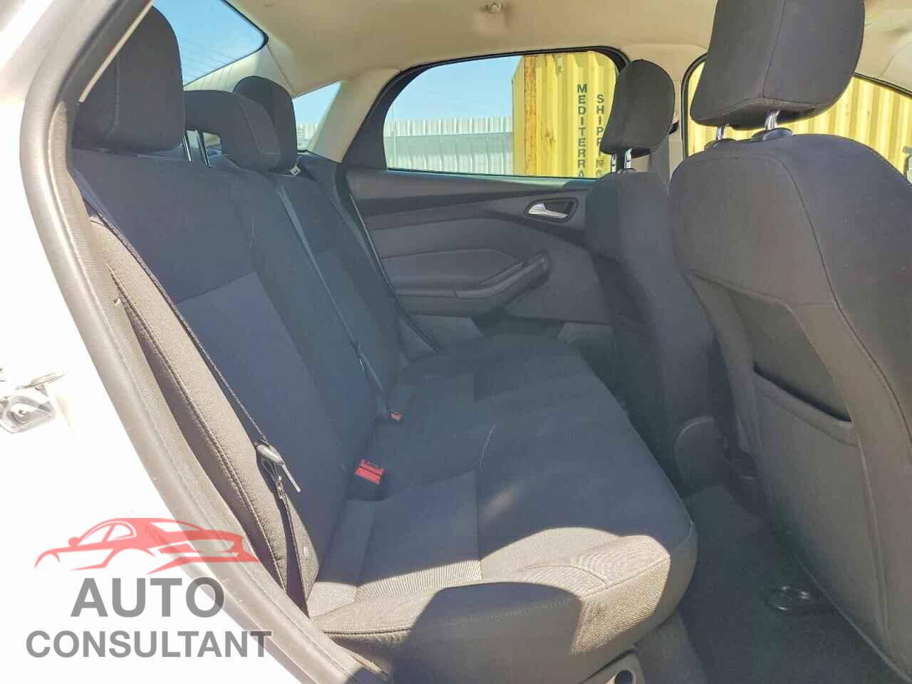 FORD FOCUS 2016 - 1FADP3F29GL268230