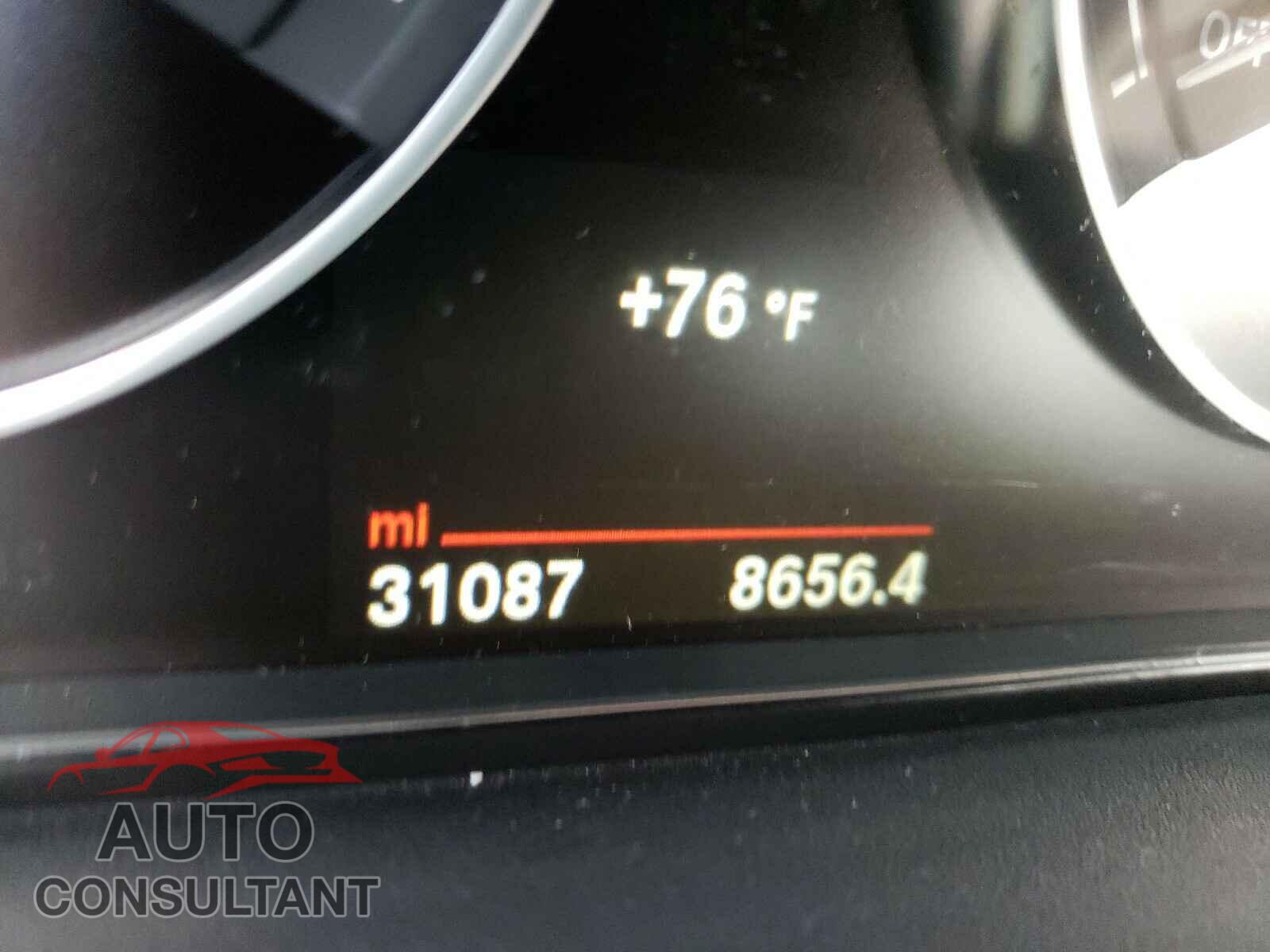 BMW 3 SERIES 2016 - WBA8E3G57GNU04141