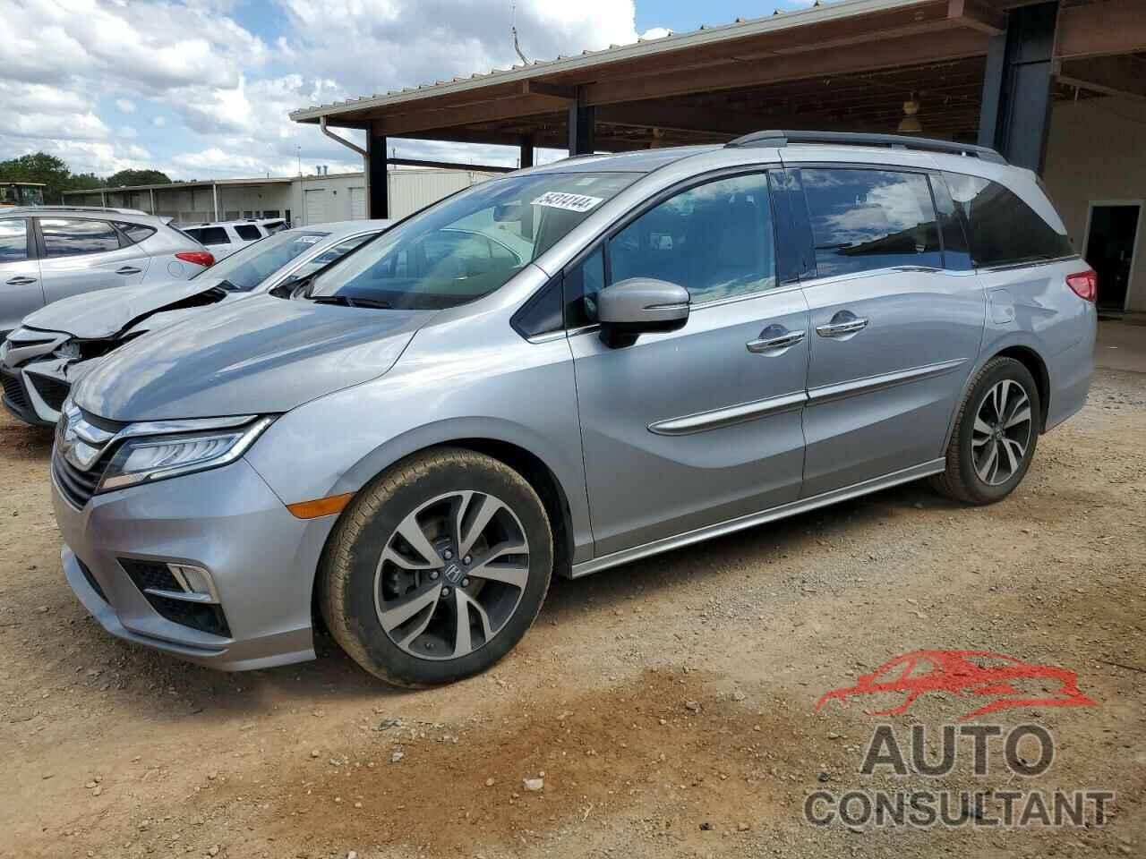 HONDA ODYSSEY 2018 - 5FNRL6H90JB027738